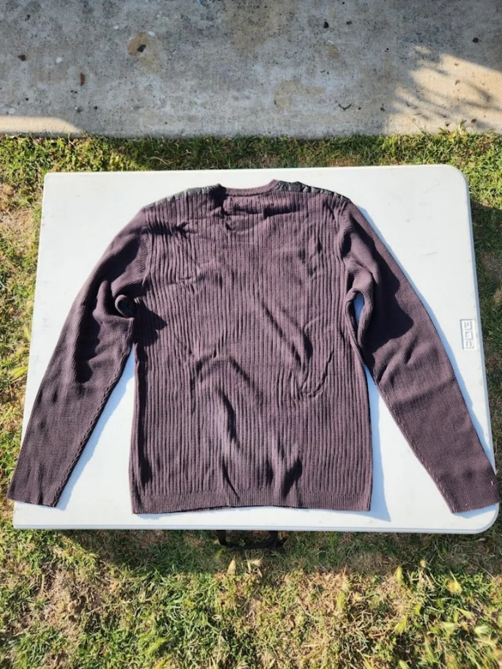 Calvin Klein Ribbed V-Neck Black Sweater Size Men's Large L with Shoulder Detail